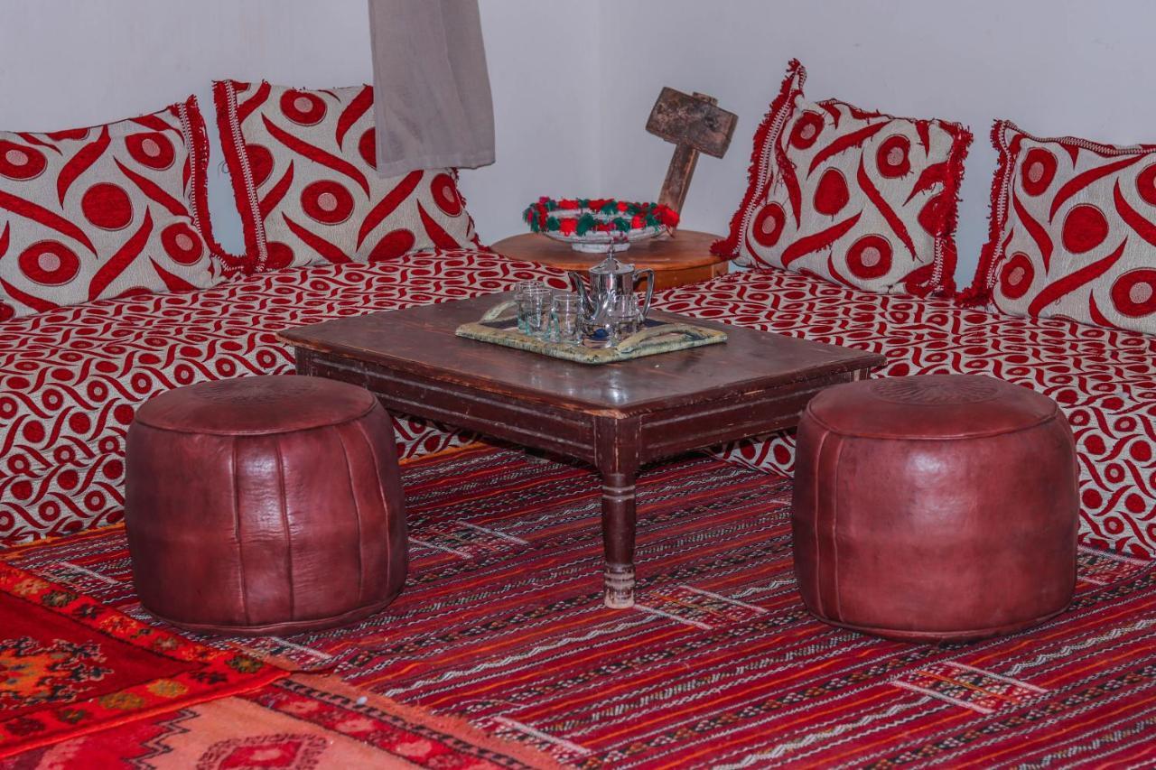 Gite Ait Lmaalam Chez Ahmed 斯库拉 外观 照片